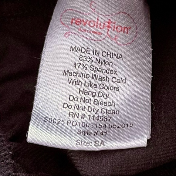 4 Revolution Dance Items 2 capri pants 1 skirt 1 Boys Shorts Balletcore Jazz - Picture 5 of 12